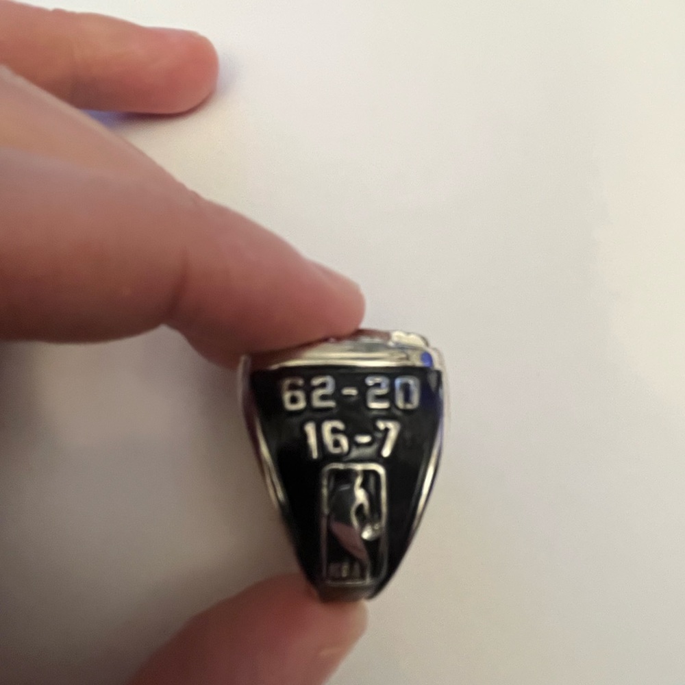 2014 San Antonio Spurs Championship Replica Ring. - Picture 4 of 8